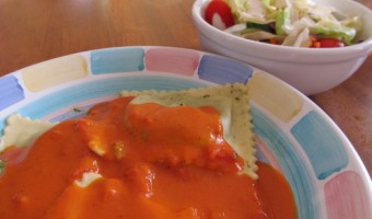 Meatless Monday:  Spinach Ravioli Dinner