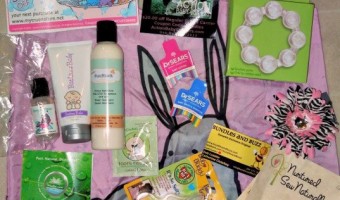 Bundles and Buzz – Super Baby Bundle Giveaway #babygifts
