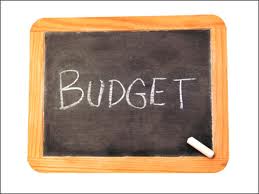 Budgeting as a College Student: Where to Spend and When to Save