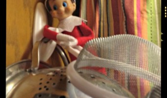 Elf on the Shelf 2012: Day 3