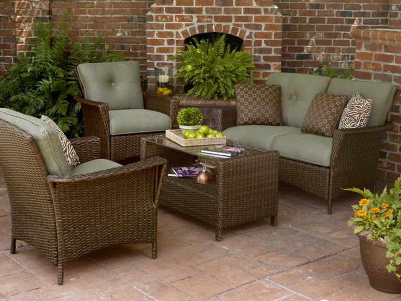 Our Perfect Outdoor Summer Sendoff Party, Mayfield Patio Set