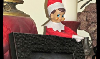 Elf on the Shelf 2012: Day 5